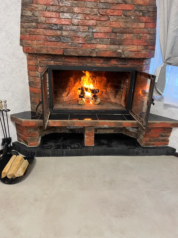 Квартира Комната с камином — аренда посуточно в Губаха