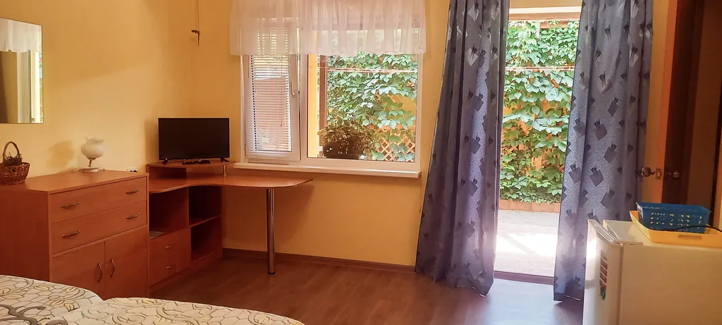 Комната для 3х гостей со всеми удобствами (вентилятор)