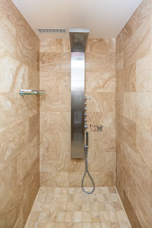 Студия в новом доме с консьержем в самом сердце города