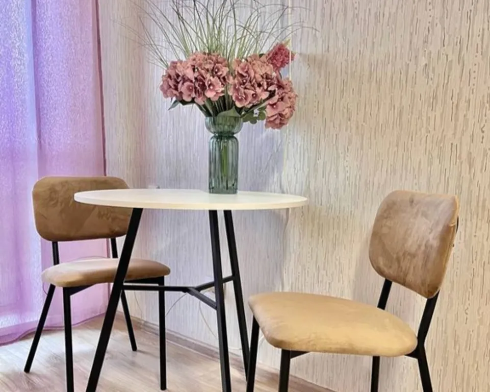 Студия Апарт Гулливер с лоджией в центре