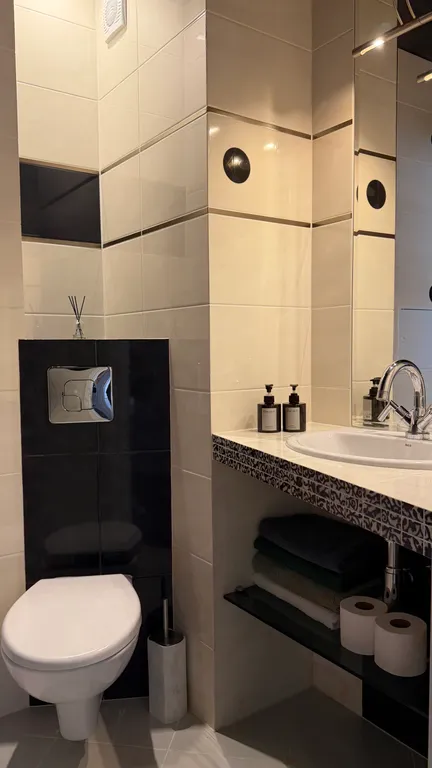 Уютная трёхкомнатная квартира, 10 минут от центра