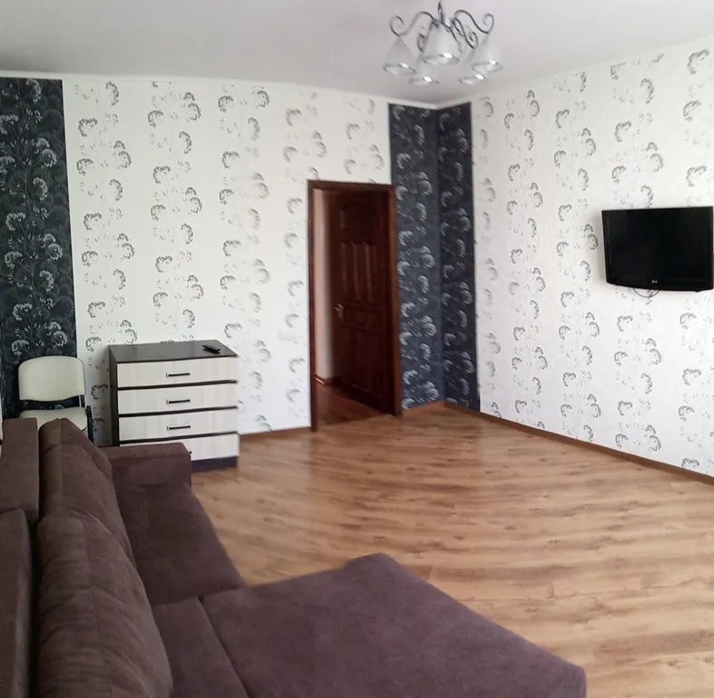 Квартира Просторная двушка в самом центре — аренда посуточно в Феодосия