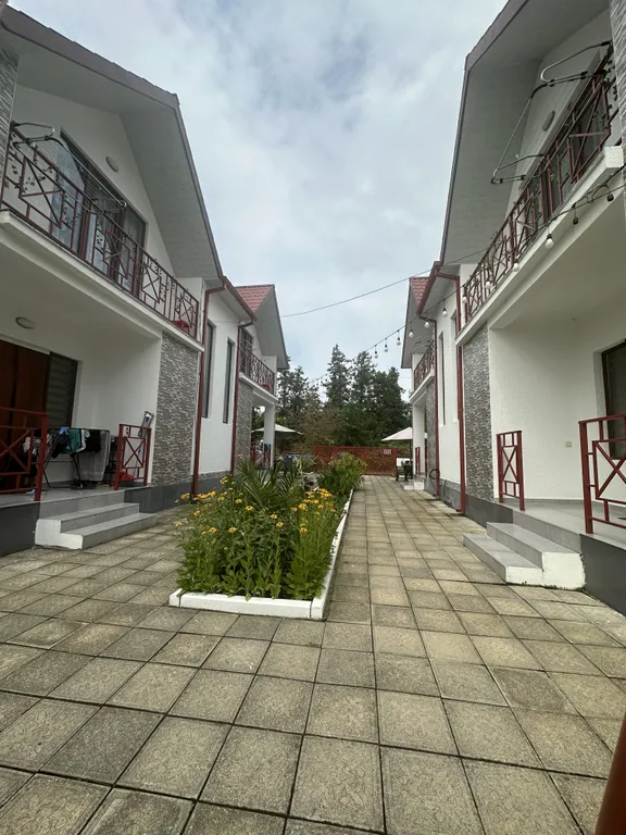 Апартаменты Apollo на море у пляжа с лечебным магнитным песком