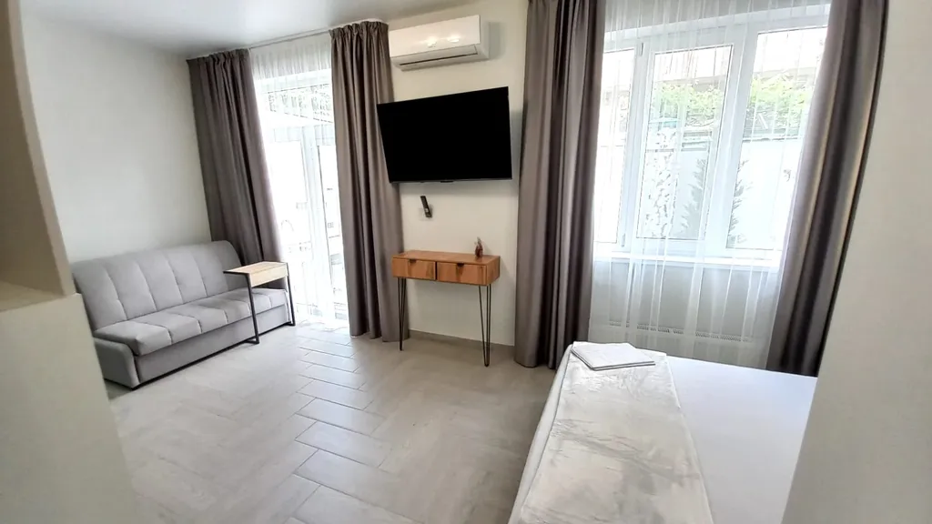 Квартира Квартира Студия с отдельным входом и террасой — Геленджик