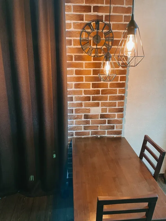 Студия с видом на лес