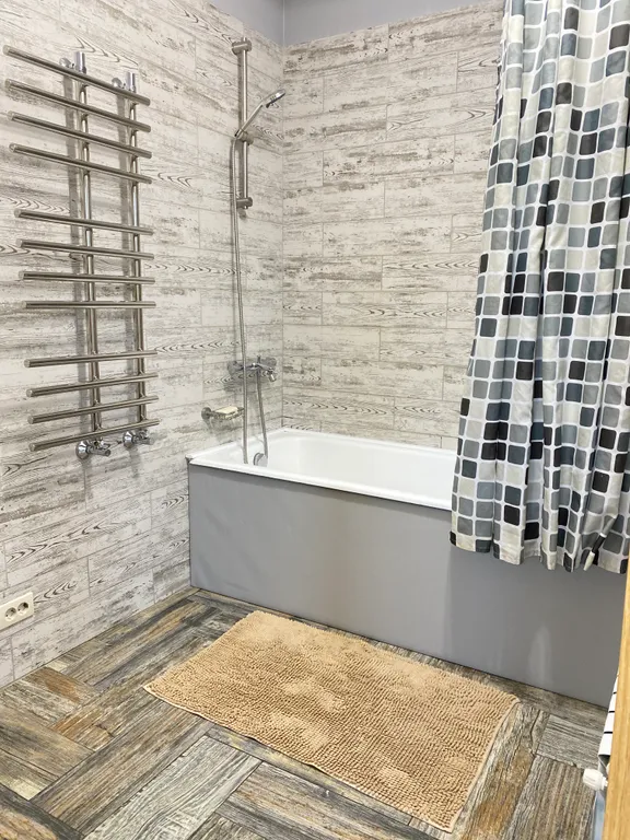 Дом возле Олимпийского парка с плодовым садом