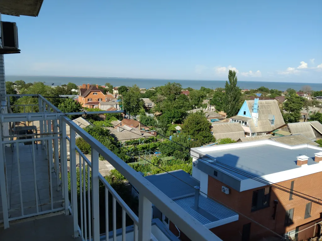 Квартира Просторная квартира в центре города с видом на море — Ейск