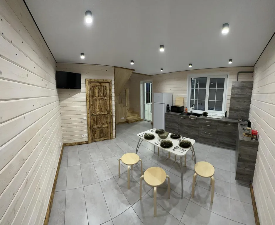 Альпийский дом на берегу Камы для семейного отдыха