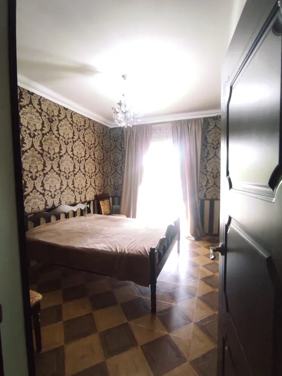 Уютная 3  квартира под ключ в центре Сухума