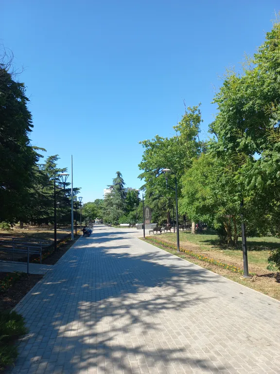 Квартира Двухкомнатная квартира рядом с пляжем Песочный — Севастополь