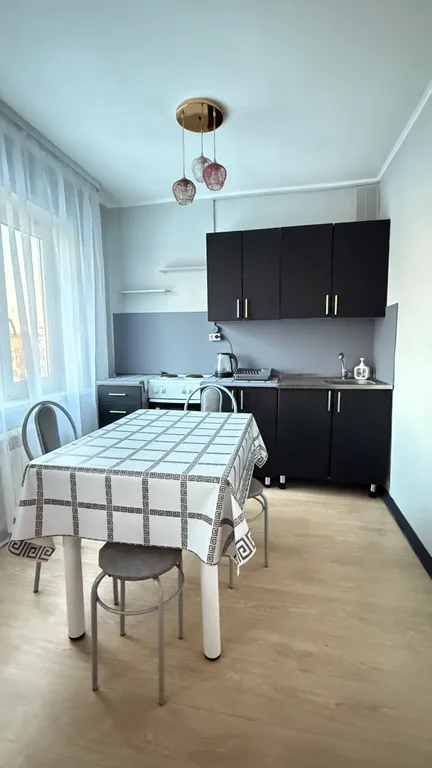 Комфортная 2-х к. квартира в самом центре Улан-Удэ до 8 человек