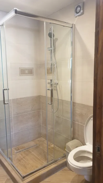 Дом с панорамными окнами с купелью