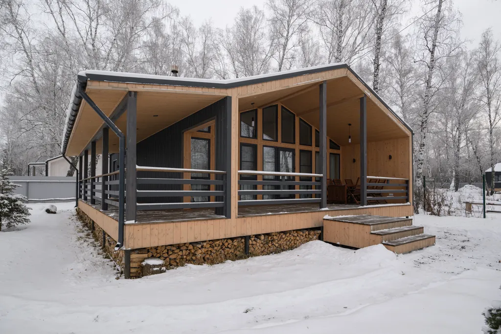 Дом с камином и баней у озера