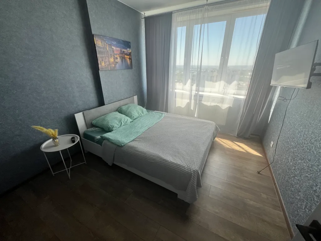 Квартира с видом на пруд