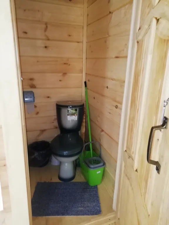 Садовый домик в сосновом бору в 100 метрах от озера