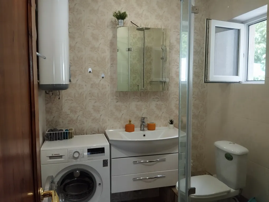 Дом в пригороде Новороссийска по дороге в сторону Абрау Дюрсо