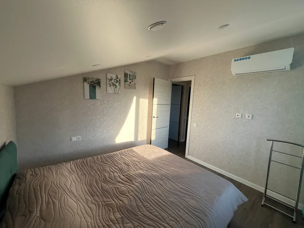 4-комнатный Дом