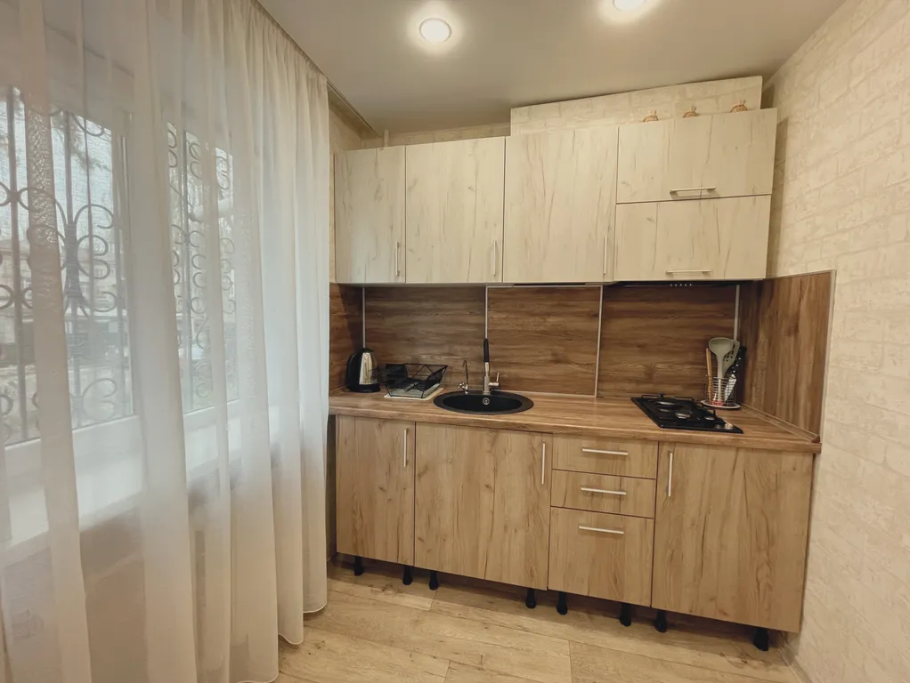 Комфортная двухкомнатная квартира в центре!