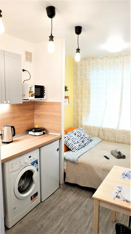 Двухместная уютная студия в 8-ми минутах ходьбы от метро