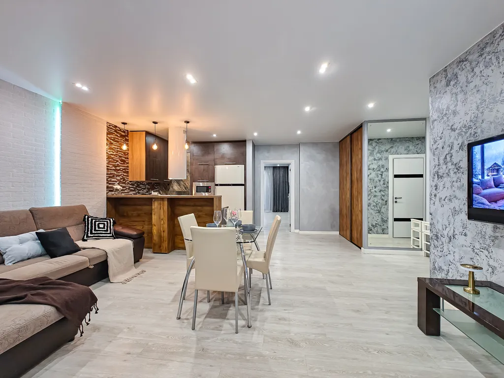 Масштабная двухкомнатная с кроватью super king-size в ЖК Дождь