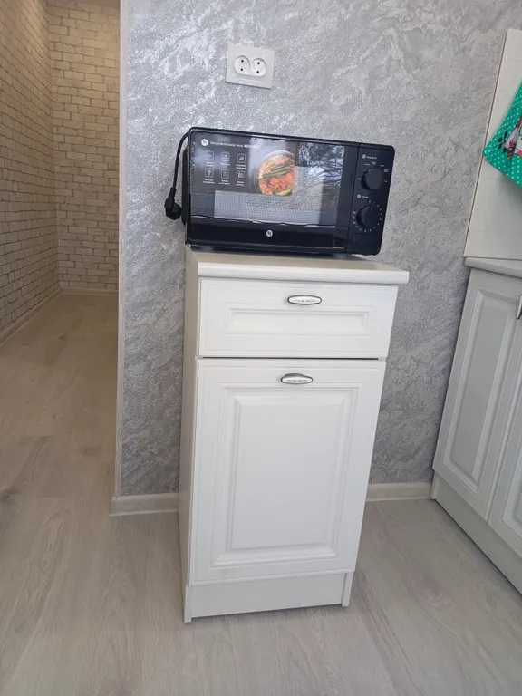 2-комнатная квартира с евроремонтом в престижном районе у РТЦ Виконда