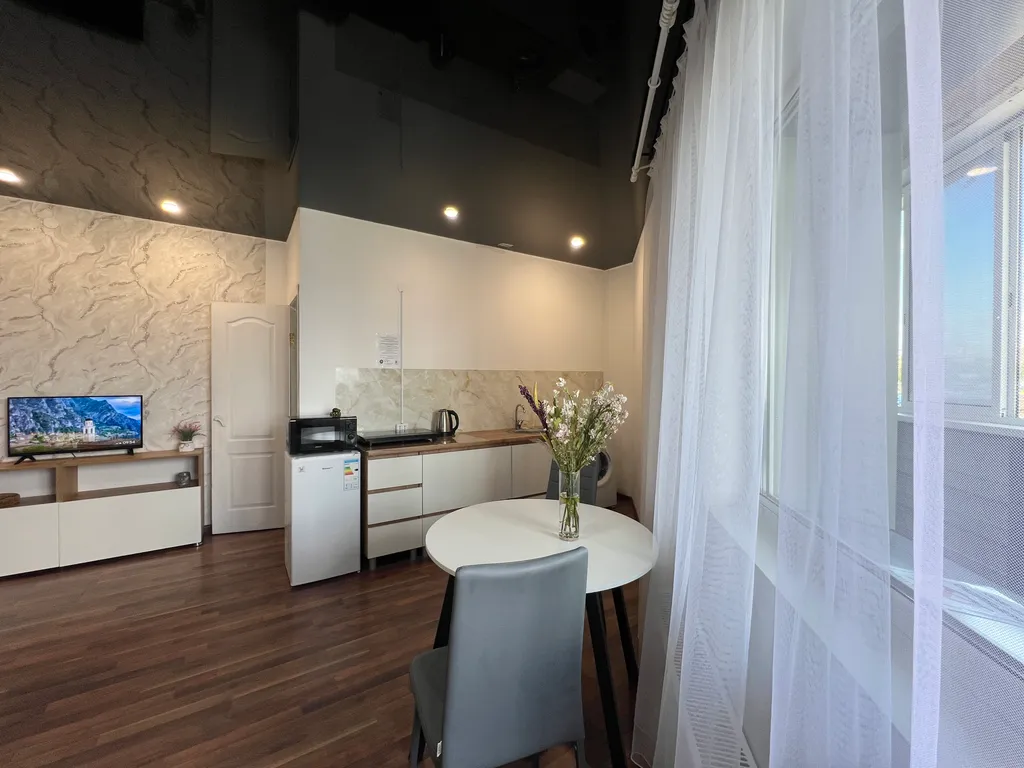 Евродвушка на Виадуке около ЖД вокзала без оплаты за финальную уборку