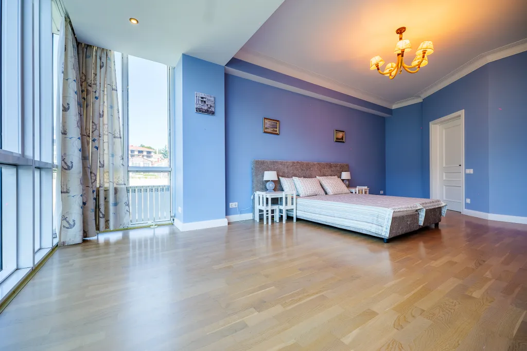 Большая видовая квартира в комплексе Шато Ришелье