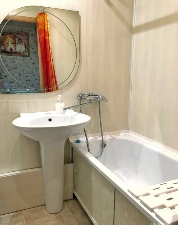 Евродвухкомнатная квартира в спальном районе города