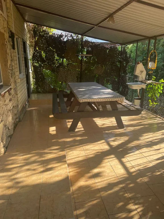 Уютный дом с садом