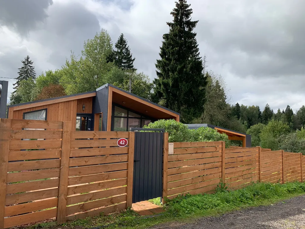 Домик близ Сорочан 2