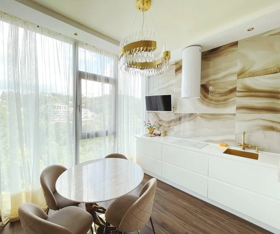 Квартира Двухкомнатная квартира с балконом у Дендрария Family Luxe — Сочи