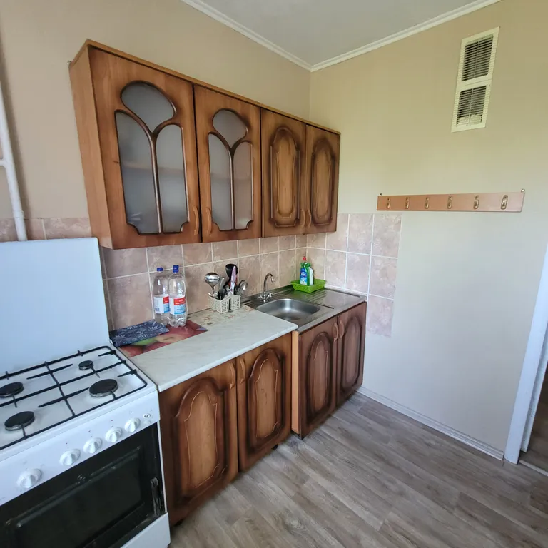 Уютная квартира с раздельными комнатами в центре