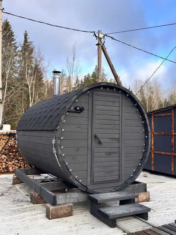 Уютный треугольный Ромашковый дом.