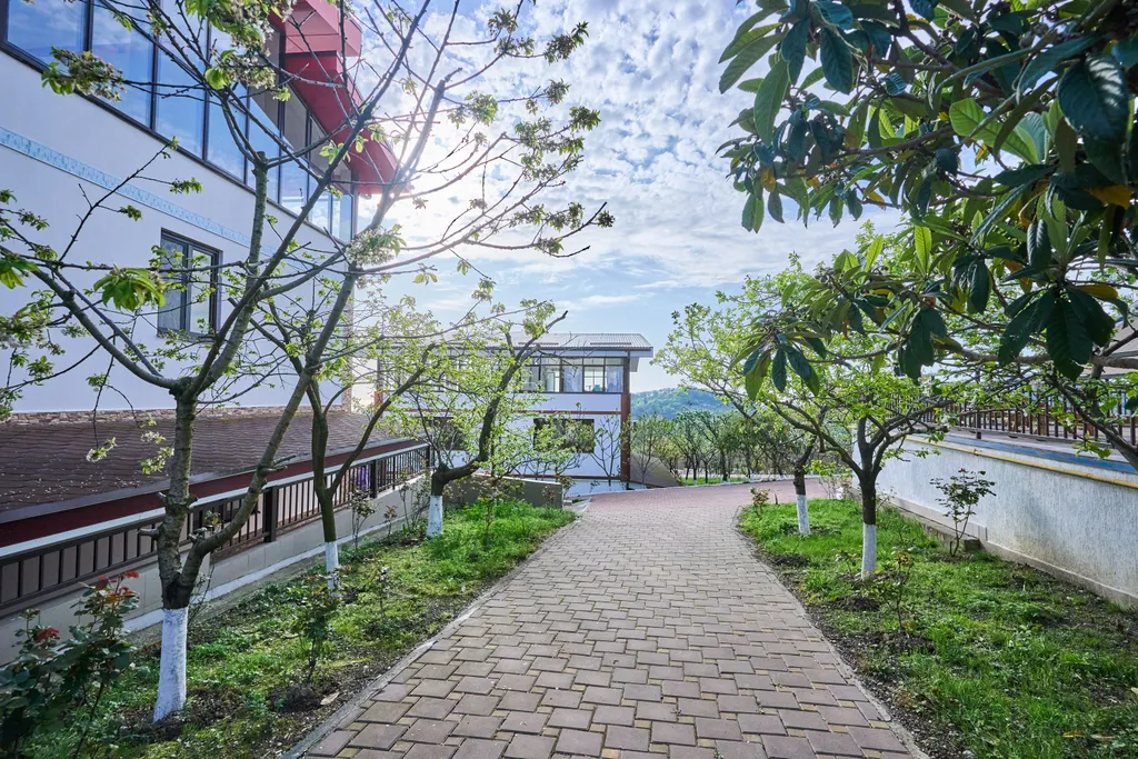 6-комнатный Дом