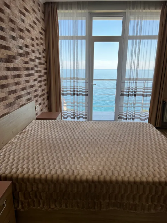 Квартира с прямым видом на море