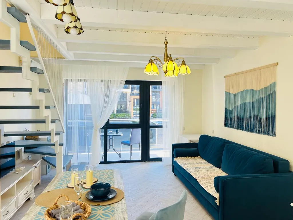 3-комнатные апартаменты с бассейном