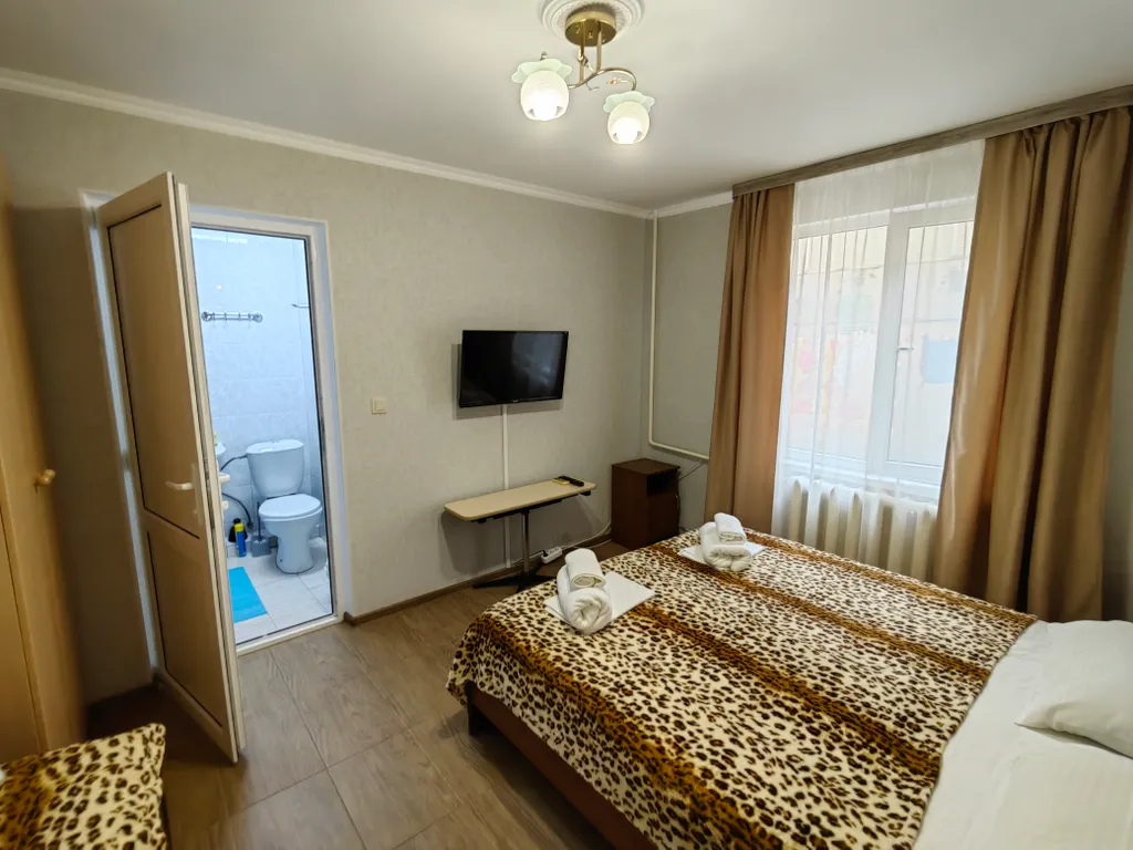 Уютный семейный отдых в центре Адлера на 4 человека