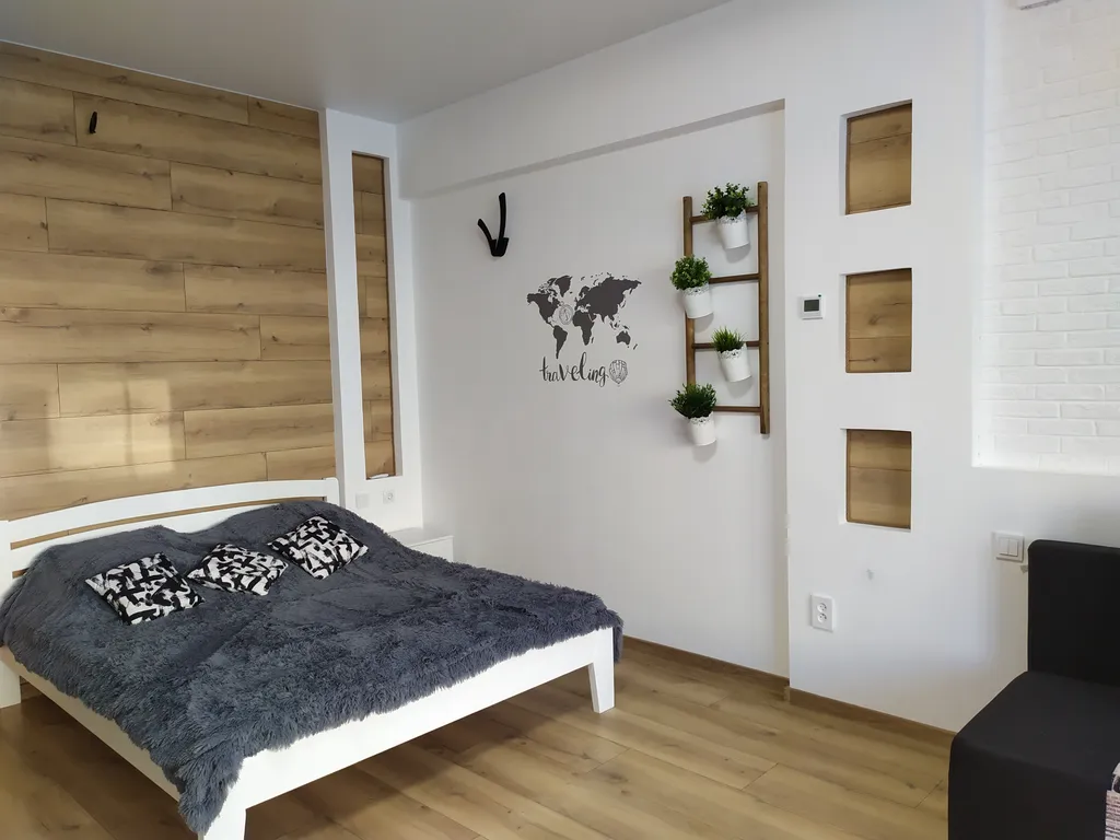 Уютная квартира  в самом центре города, напротив института НПИ