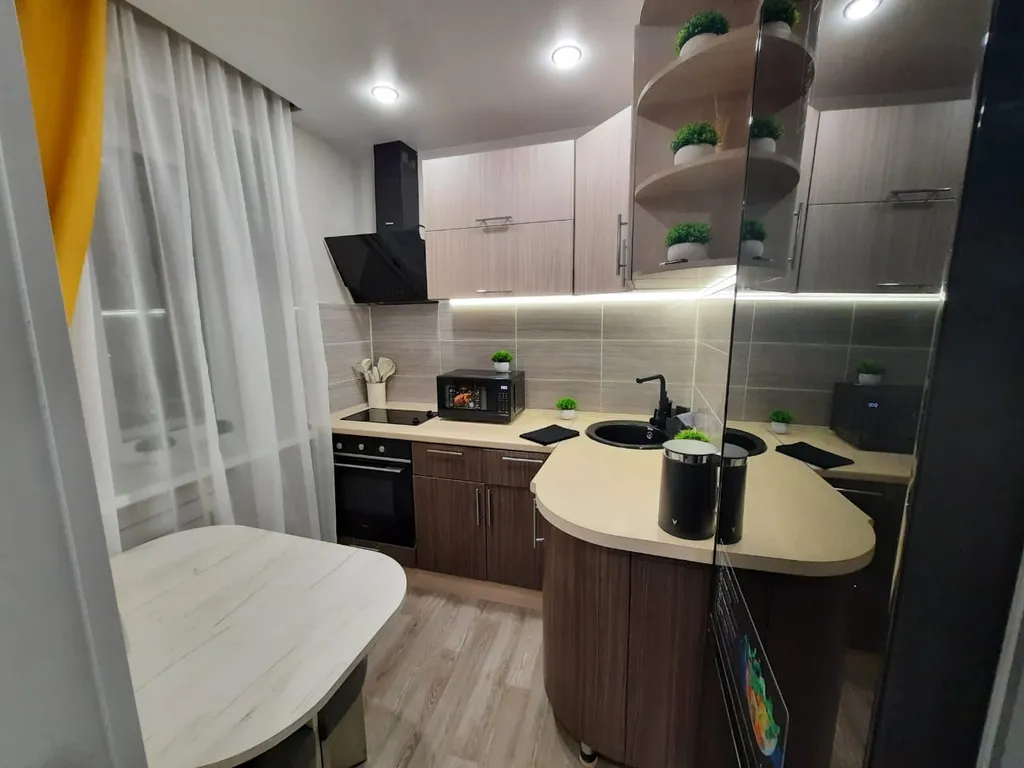 Уютные апартаменты с большой ванной.