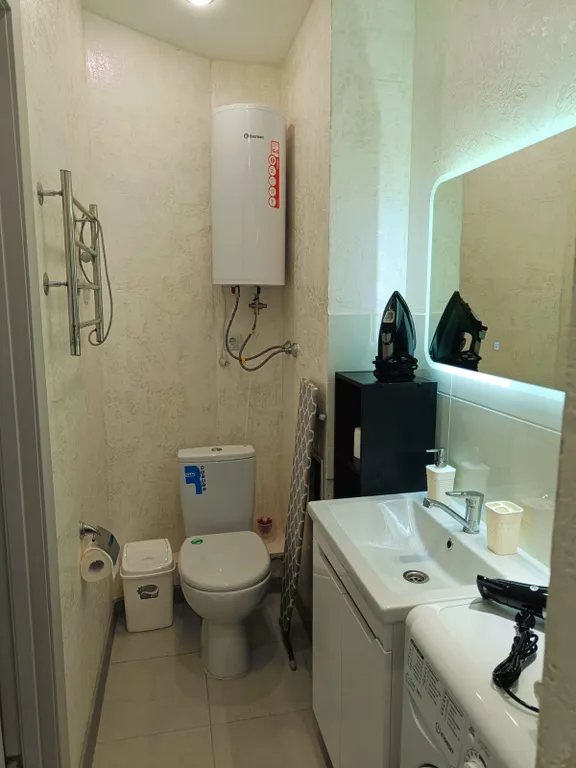 Новая студия в центре с видом на море