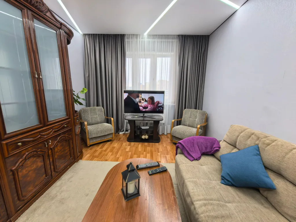 Уютная квартира рядом с парком — аренда посуточно в Сургут