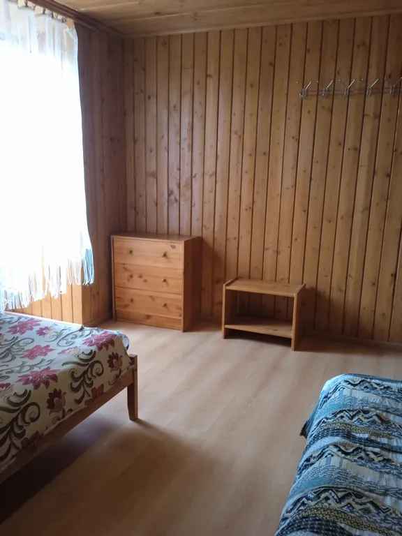 Целый этаж в доме рядом с озером