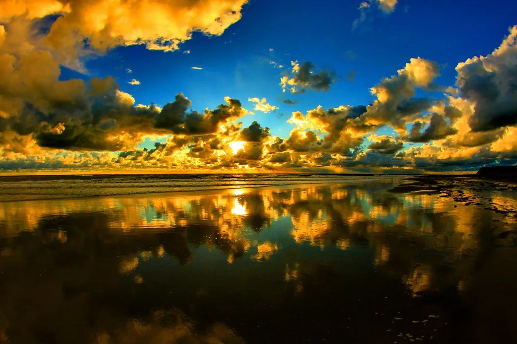 Деревенский дом у моря