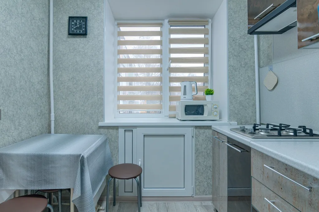 Двухкомнатная квартира рядом с центром города, 2 кровати.