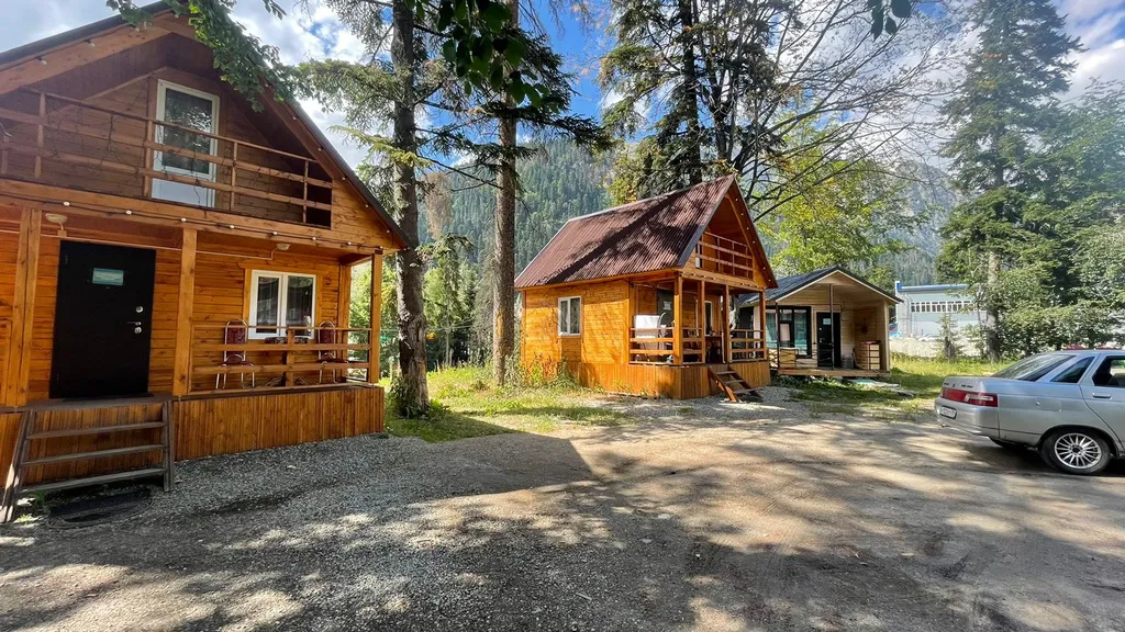 Домик в центре Домбая