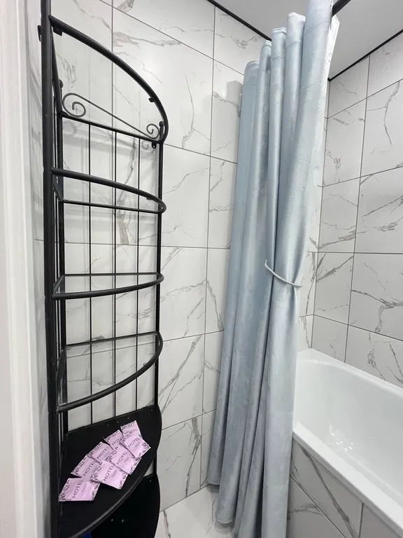 2 комнатная квартира с дизайнерским ремонтом