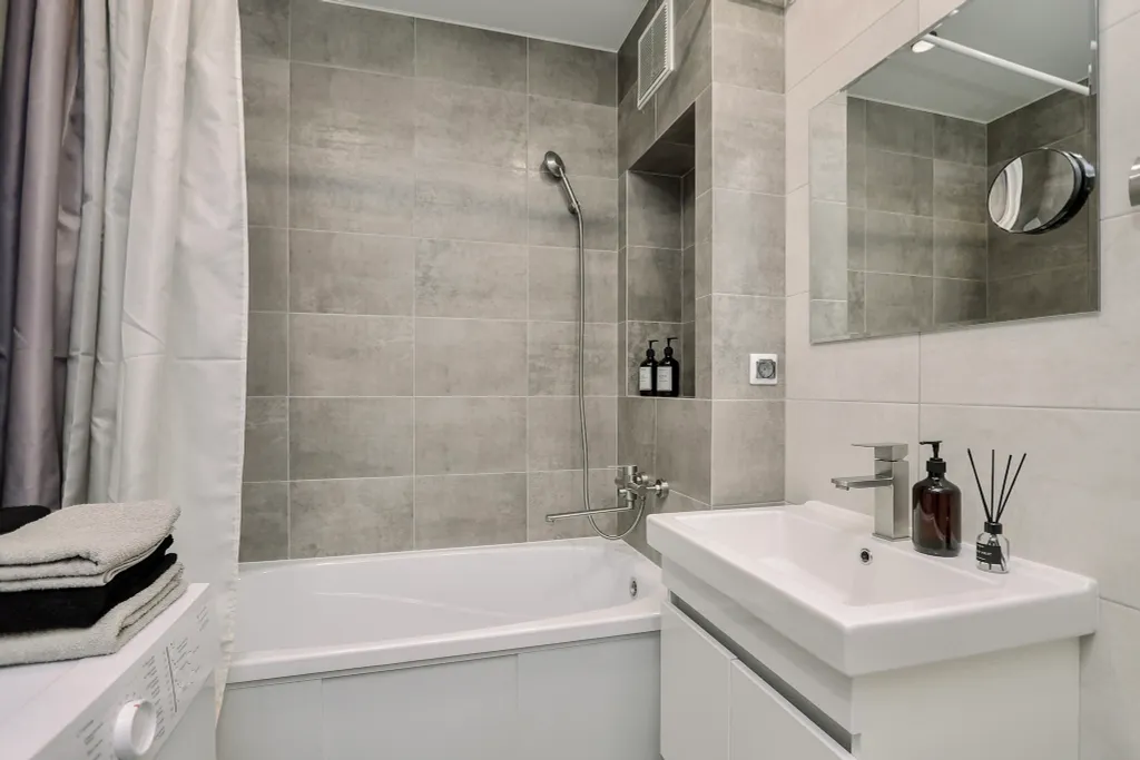 Квартира клаccа премиум для четвeрыx гостей c шикаpным peмoнтoм