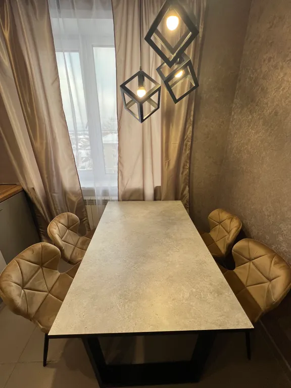 Уютная квартира в центре города с видом на реку и новые мосты