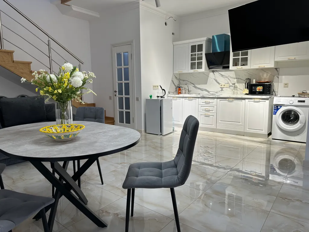 Домик у моря