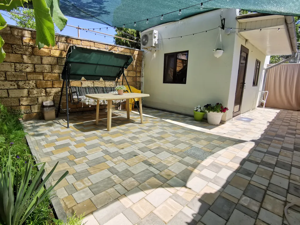 Коттедж Коттедж Бунгало с отдельным двориком — Евпатория